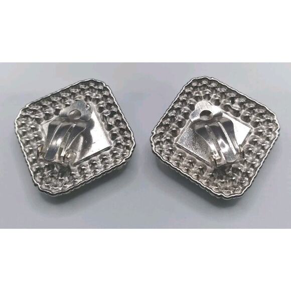 Vintage Earrings Clip Diamond Shape Red Glass Rhinestones Silvertone Statement - Picture 5 of 8